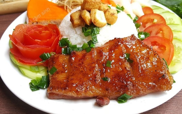 Cô Liên - Cơm - Mì Quảng - Cà Phê Muối