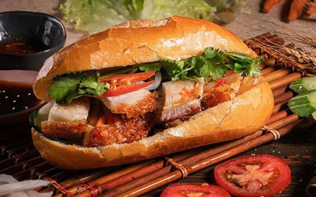 Bánh Mì Hoàng Phố - Hàng Đường