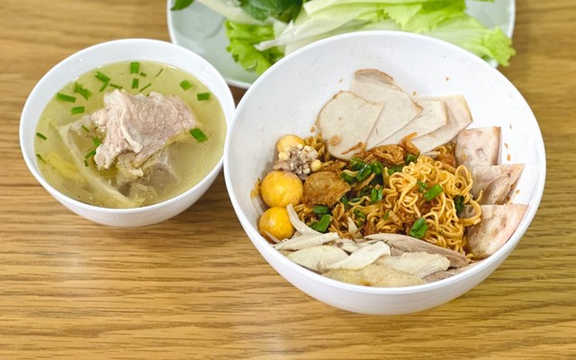 Trang Quán - Hủ Tíu Đà Lạt