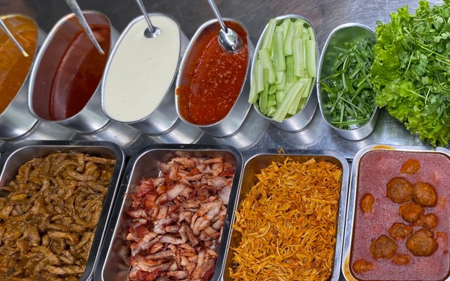 Tute - Bánh Mì & Mì Trộn Indomie