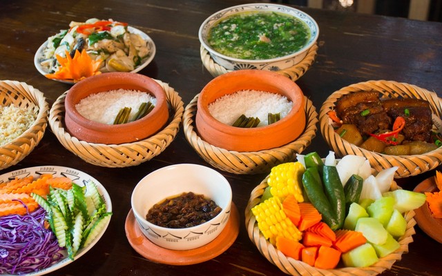 Cơm Niêu Thuần Việt - Nguyễn Văn Khối