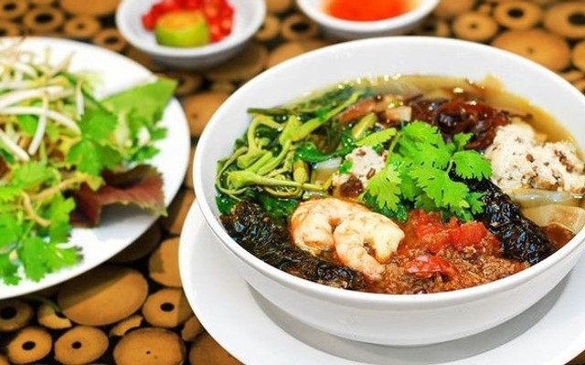 BÁNH ĐA CUA - BÀN CỜ