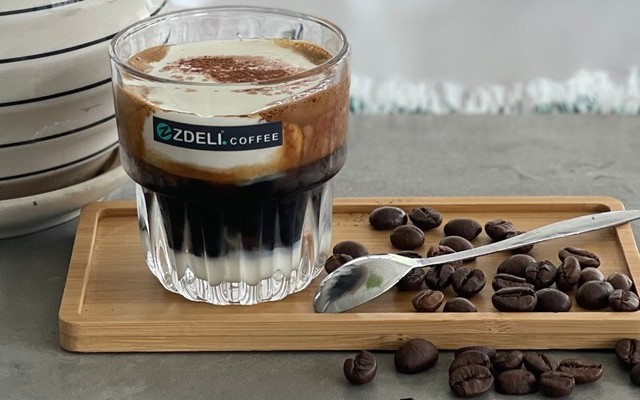 ZDELI COFFEE - Cà phê muối - Trần Thánh Tông