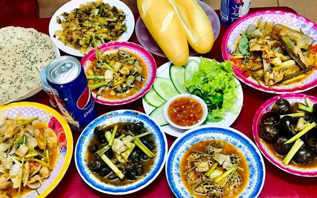 Ốc Triều Thuỷ - 56 Nguyễn Văn Linh
