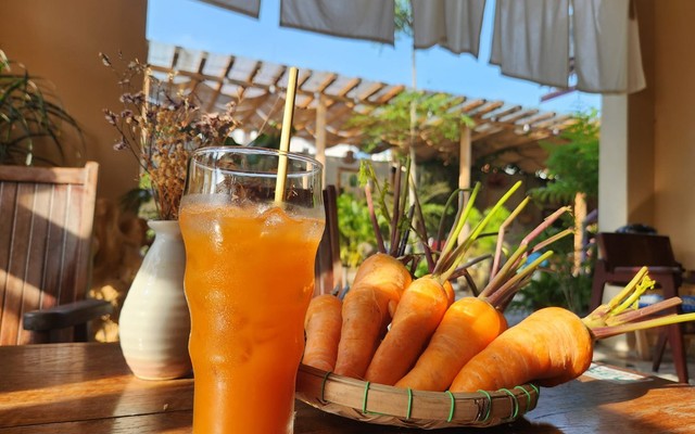 Tiệm Cà Phê Rêu - Ngô Gia Tự