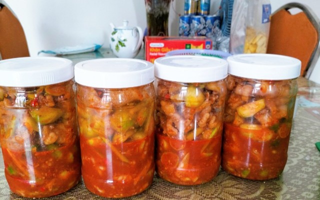 Chicken Milk - Chân Gà Rút Xương Sốt Thái & Ăn Vặt