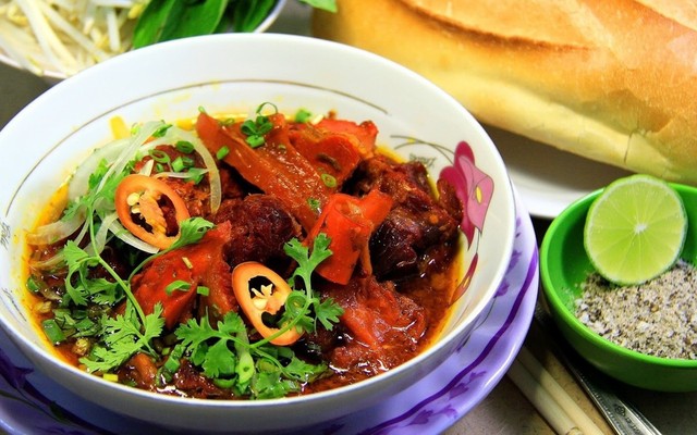 Bò Kho & Bánh Cuốn Nga - 50 Đường Số 13