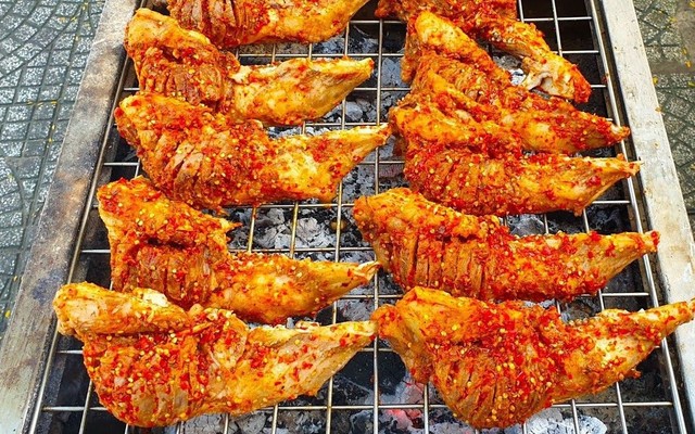 Má Heo Nướng Cô Út - Vĩnh Khánh