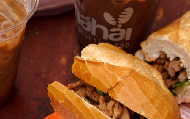 Bánh mì Má Hải Phường Trung Dũng Cafe - Nước Cam, Nước giải khát 