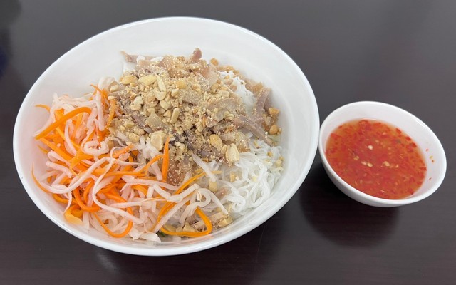 Quán Nhà - Bún Miền Quê - Trần Quốc Toản