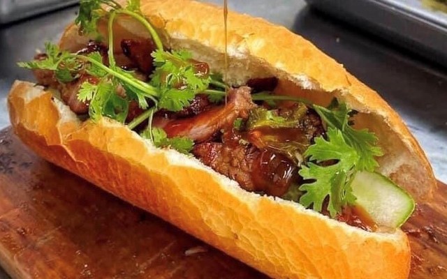 SBAMI - Xôi, Bánh Mì & Bánh Bao - Trịnh Khả