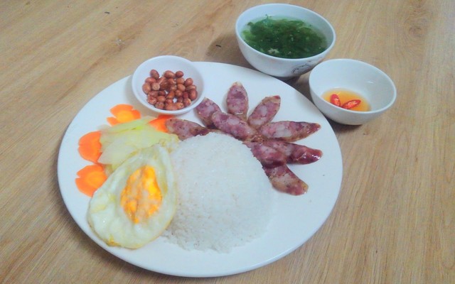 Tú Châu - Lạp Sườn Dân Tộc & Cơm Lạp Sườn - Nguyễn Ngọc Vũ