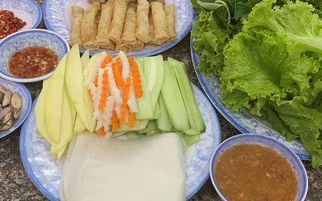 Nem Nướng - Hải Loan