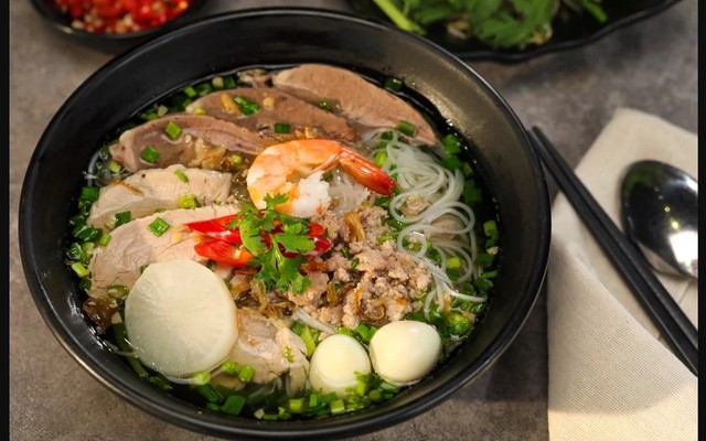 Hủ Tiếu Pé Cún - Nguyễn Hữu Tiến