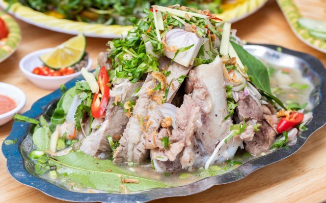 Quán Phượng - Xương Má Hàm & Cháo Lòng - 577 Trường Chinh
