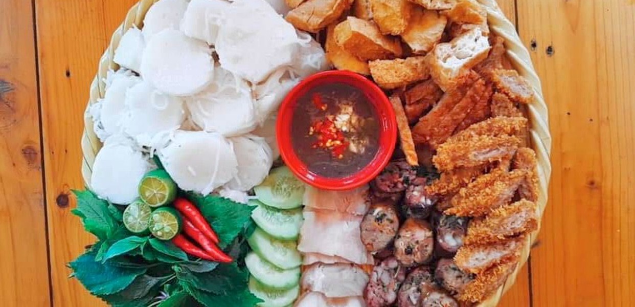 BÚN ĐẬU MẮM TÔM MẸT ĐẦY ĐỦ NGUYÊN LIỆU THƠM NGON HẤP DẪN