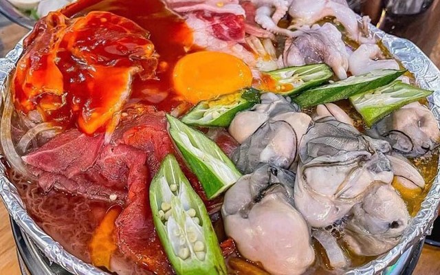 Lily Quán - Bò Sốt Hàu & Mì Trộn Ăn Vặt - Trần Văn Giàu