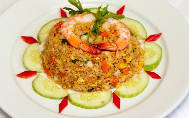 CƠM GÀ & MÌ TRỘN - TÔN ĐẢN