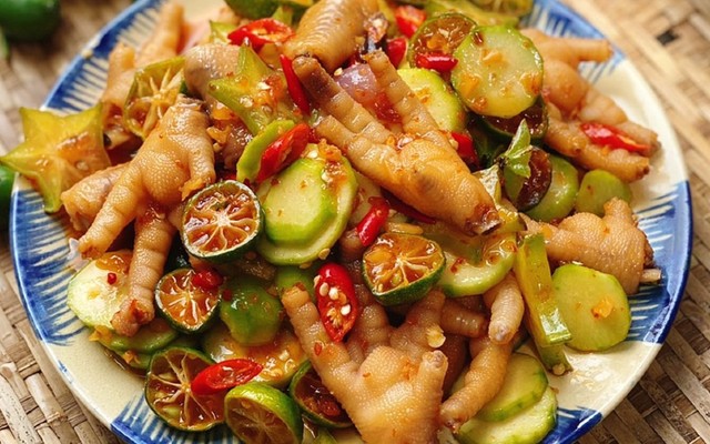 Bếp Của Mẹ - Chân Gà Sả Tắc & Sốt Thái