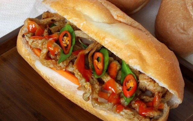 ĂN VẶT CHAY - Y Wang