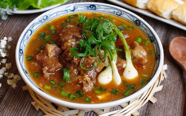 Bánh Mỳ Sốt Vang Ngọc Khánh - Bình Giã