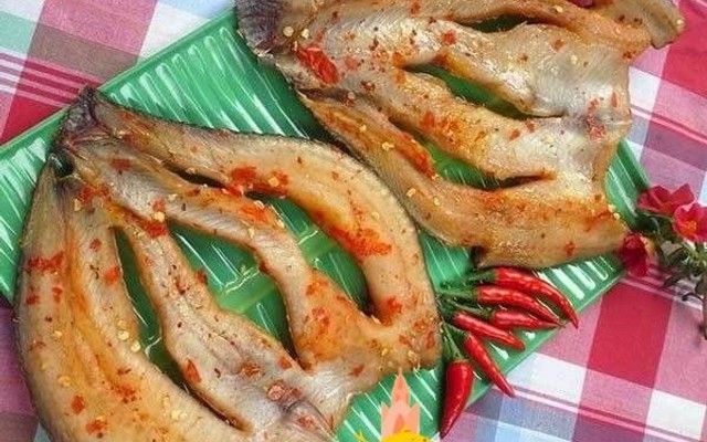 Tiệm Đặc Sản Tân Trang - Tán Thuật