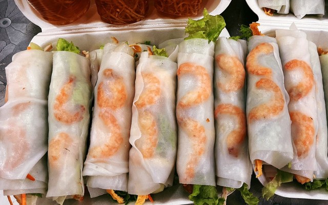 Phở Cuốn & Cơm Suất - Vân Anh