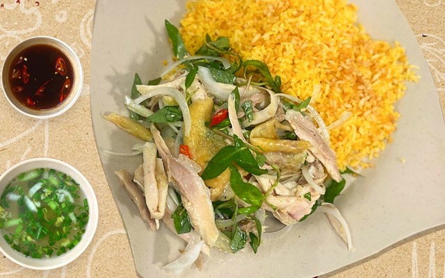 Quán Cơm Tân Long Phụng - Tiên Sơn 9