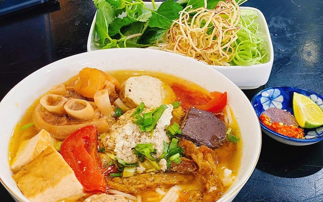 GÁNH BÚN RIÊU CÔ BA - NGUYỄN PHÚC CHU