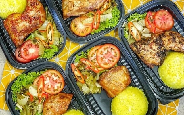 Sinh Đôi Quán - Mì Quảng Ngon & Cơm Gà Ngon