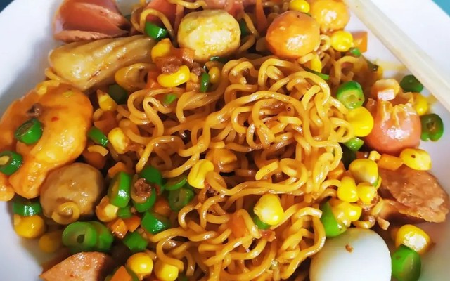 Mì Trộn Indomie - Trần Khát Chân