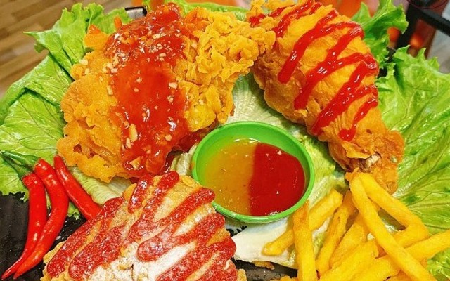 Gà Rán BoBe - Gà Rán, Khoai Lắc & Đồ Ăn Vặt - Quang Trung