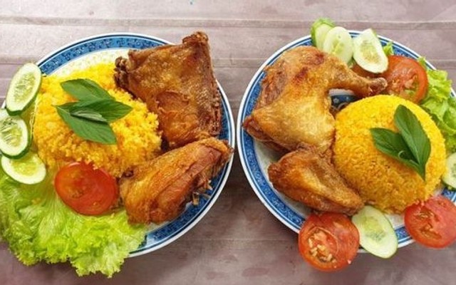 Cơm Gà Xối Mỡ Tư Kiều 6 - Đồng Khởi