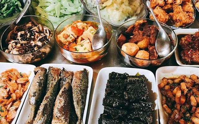 Cơm Nhà Di Di - Cơm Tự Chọn