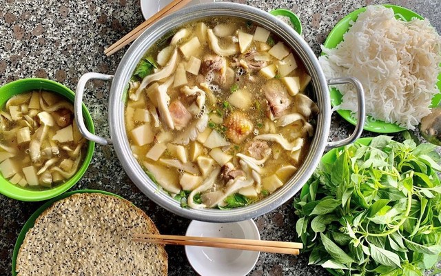 Lẩu Gà Lá É Thanh Ngộ Phú Yên - Trần Hưng Đạo B