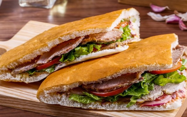 Quán Bánh Mỳ & Kem Các Loại - Kẻ Vẽ