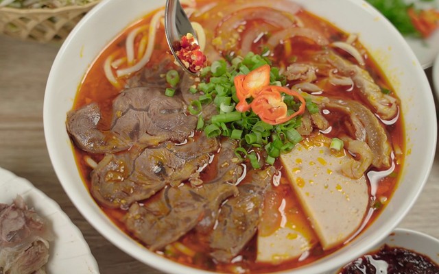 Bún Bò Trần Bơ - Võ Chí Công
