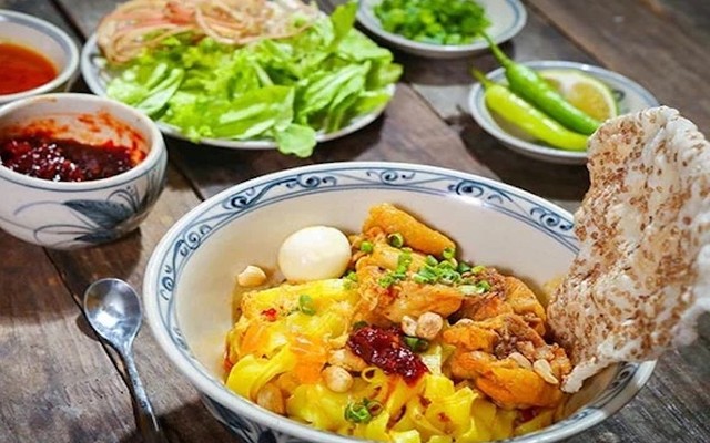 Mì Quảng Đại Lộc - Nguyễn Văn Quá