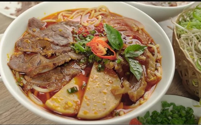Bún Bò Huế 2 Chị Em - Tôn Thất Thuyết