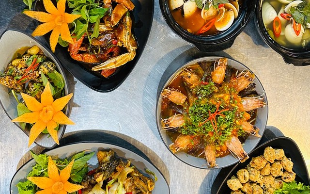 Ốc 88 - Hải Sản Tươi Sống - Tân Hương