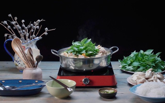 Lẩu Gà Lá É É É Thắng Béo - Hoàng Cầu
