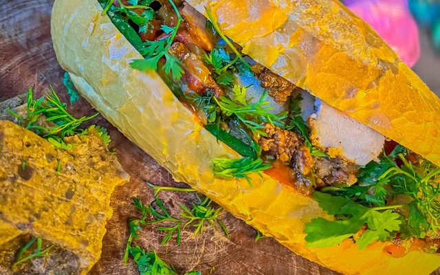 Bánh Mì Nam Béo - Hoàng Văn Thụ
