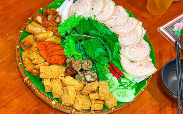 Bún Đậu Xì Trum - Bún Đậu Mẹt & Đồ Ăn Vặt - Trần Hưng Đạo