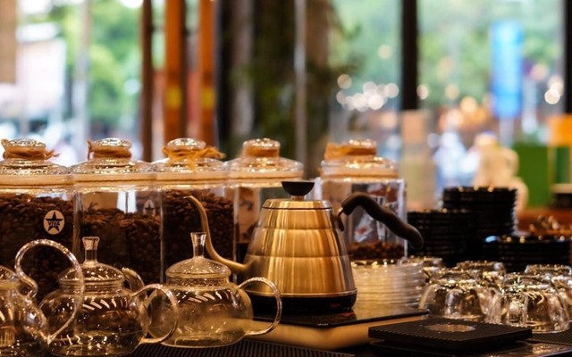 Quán Nước Mát Hoàng Yến - Coffee & Đồ Ăn Vặt