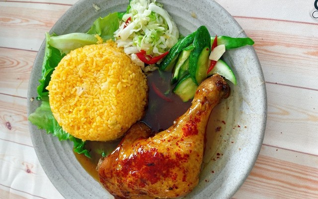 Bún, Mỳ Hải Sản & Cơm Gà