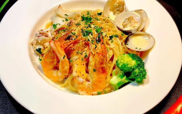 Phố Spaghetti - Mì Ý Và Gà Rán - Nguyễn Văn Lượng