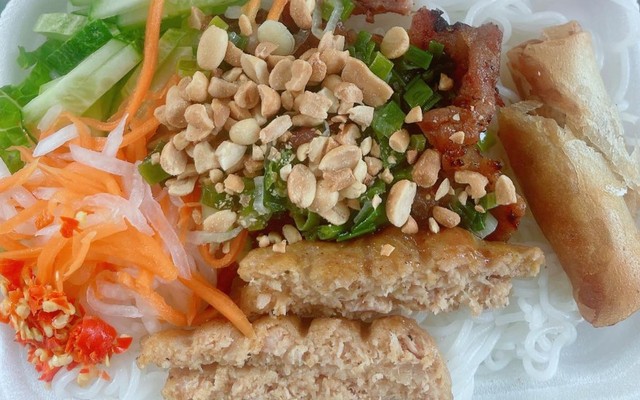 Chân Thành - Bún Thịt Nướng - Nguyễn Đức Thuận