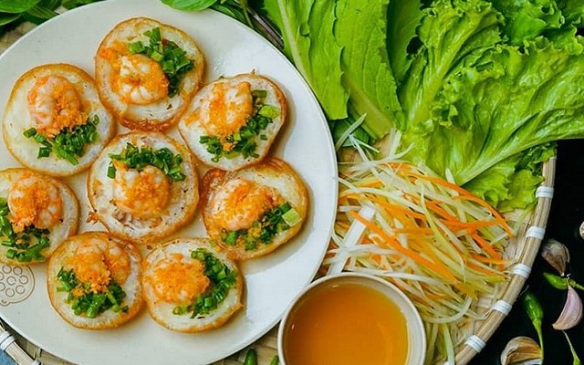 Bánh Căn Đà Lạt Cô Út - Làng Tăng Phú