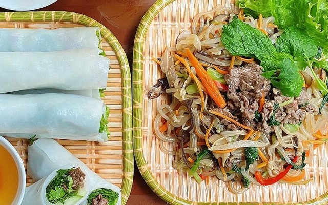 Quán Cô Nga - Phở Cuốn, Bún Trộn & Hoa Quả Tươi - Đại Từ