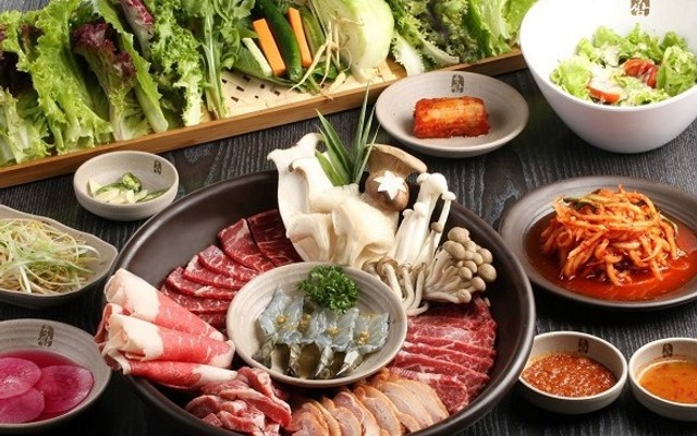 Lẩu & Nướng Nhớ Đến - Nguyễn Bình